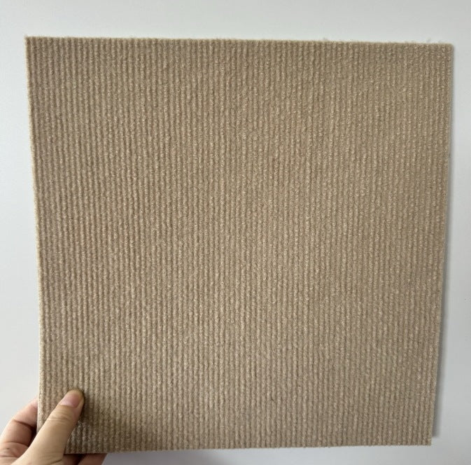 Selbstklebende Kratzmatte